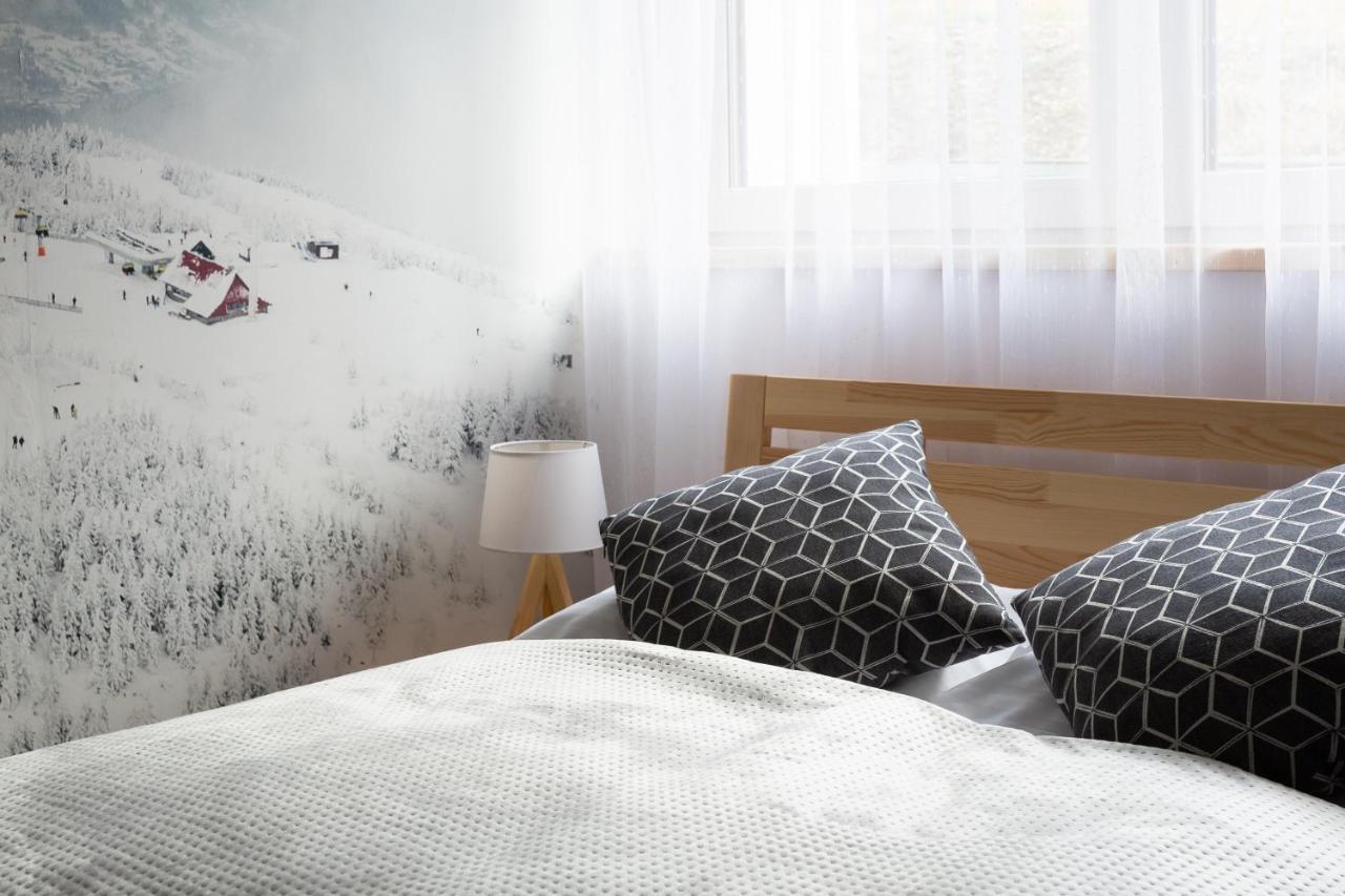 Apartament Z Garazem "Widok Na Skrzyczne" - Sloneczna Gora Szczyrk Luaran gambar